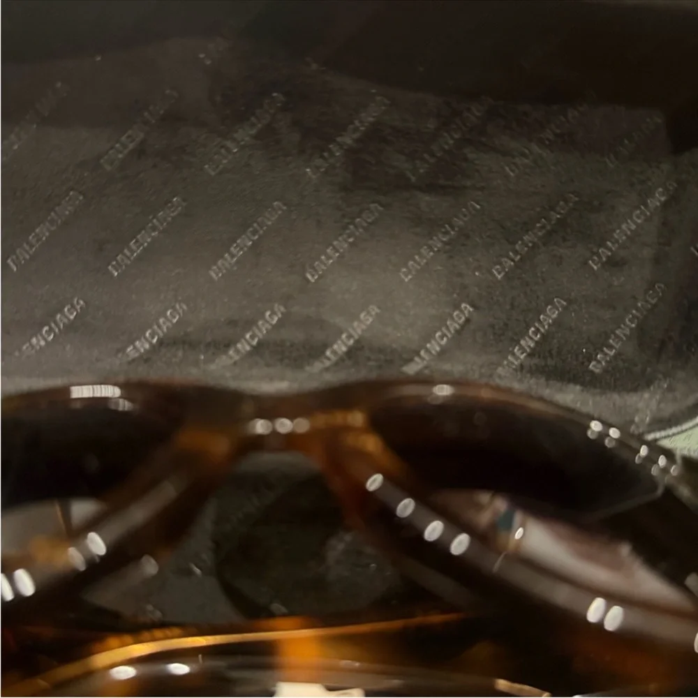 Balenciaga Tortoiseshell Cat-Eye Sunglasses - Brown - Picture 9 of 9